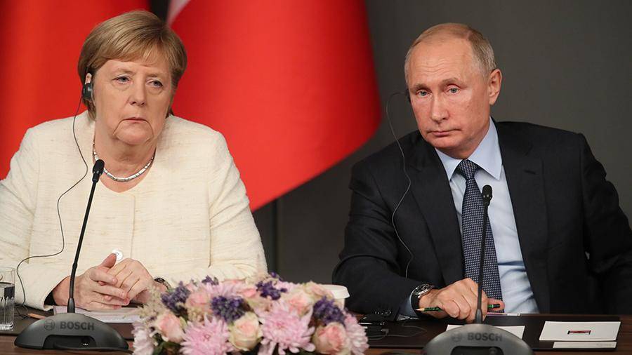 На Украине рассказали о жестком уроке Зеленскому от Путина и Меркель