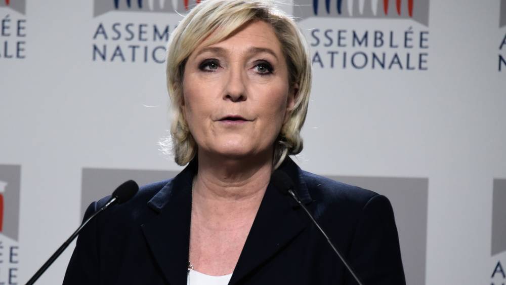 Это была огромная ошибка: Марин Ле Пен рассказала, какие последствия ждут Францию за удар по Сирии