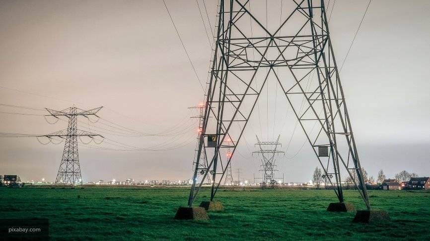 На Украине более 200 населенных пунктов остались без электричества из-за непогоды