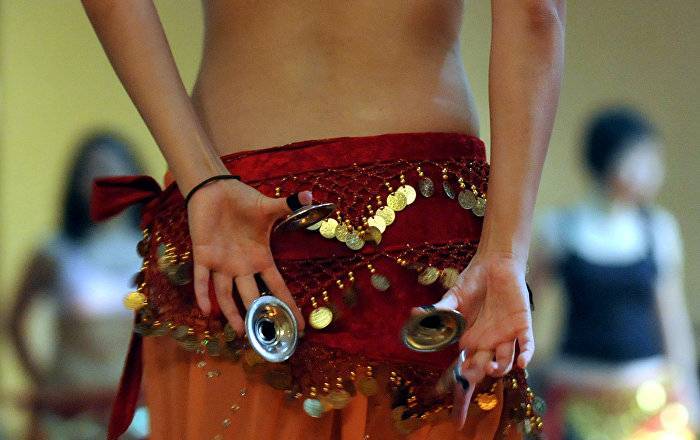 В Египте разгорелся скандал из-за армянки: чем не понравился жаркий танец Софинар — видео