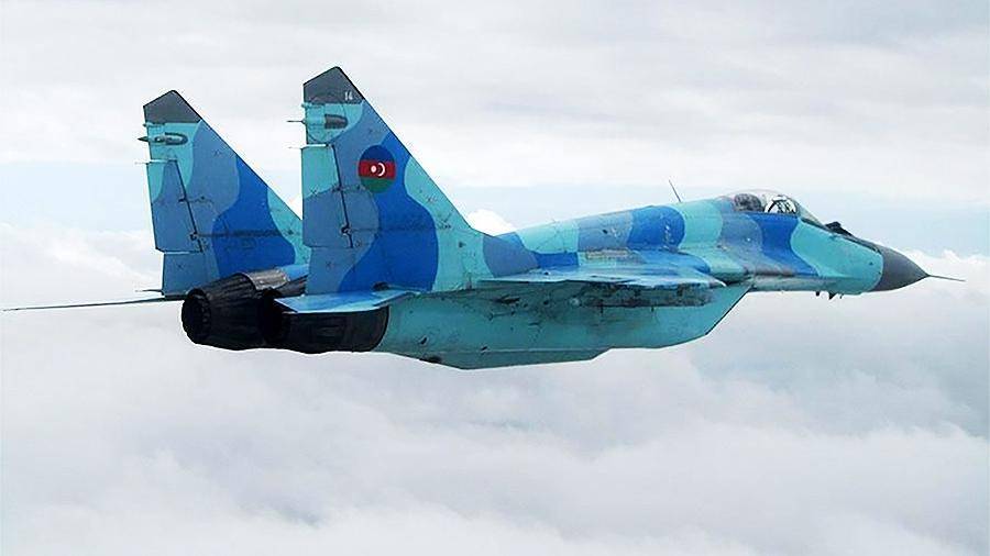 Фрагменты разбившегося МиГ-29 ВВС Азербайджана нашли в Каспийском море