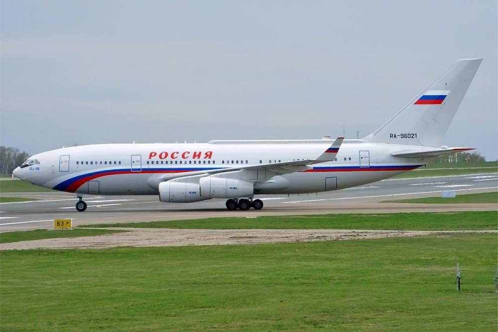 Двухмоторный Ил-96 подойдет для активных перевозок туристов в Крым