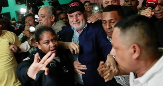 Суд Панамы снял все обвинения с экс-президента Мартинелли — Новости политики, Новости США
