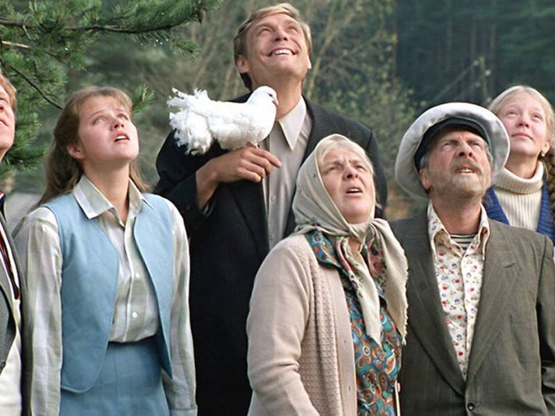 Самым популярным советским фильмом на YouTube стал «Любовь и голуби»