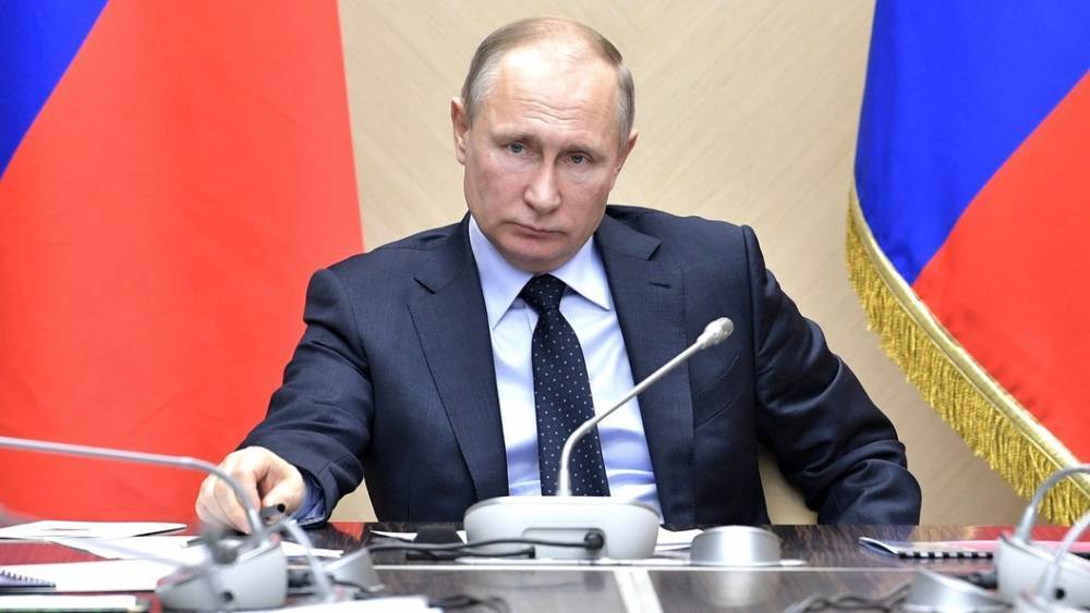 Владимир Путин совершенствует законодательство о борьбе с коррупцией