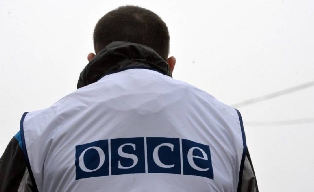 «Смерть тварям укропитекским» — на канале Коломойского пришли в ярость от взглядов наблюдателя ОБСЕ