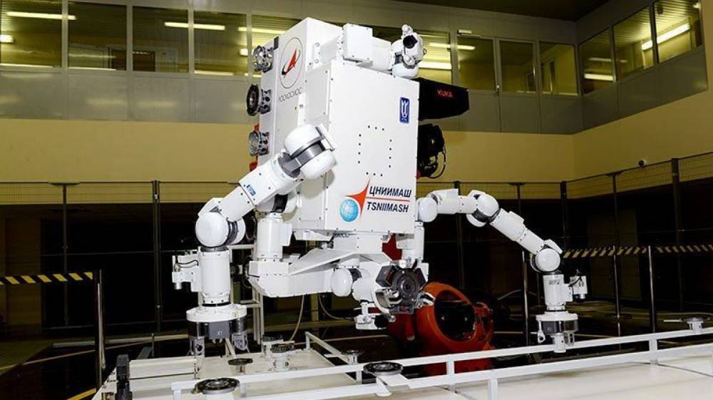 Ненужного "Роскосмосу" робота отправят в коммерцию. РЕН ТВ