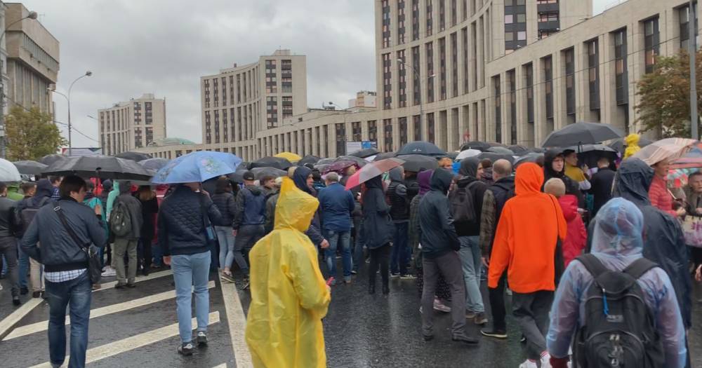 Большинство участников митинга-концерта в Москве оказались иногородними