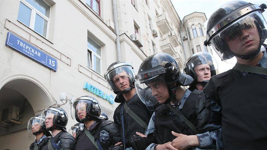 СК попросил арестовать режиссера Васильева по делу о массовых беспорядках в Москве