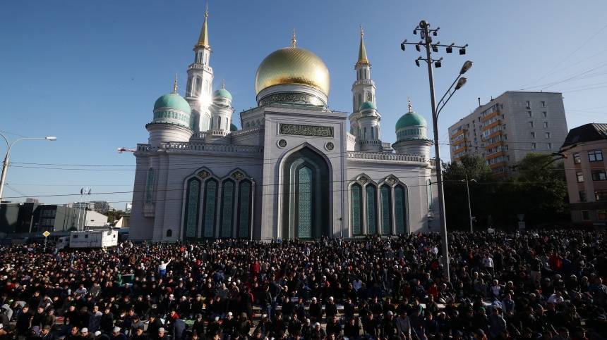 Сколько мусульман отметило Курбан-байрам в Москве в 2019-м
