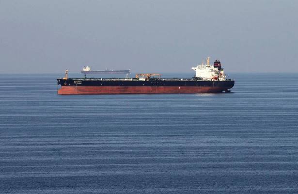 Америка им не указ: Китай продолжает покупать иранскую нефть
