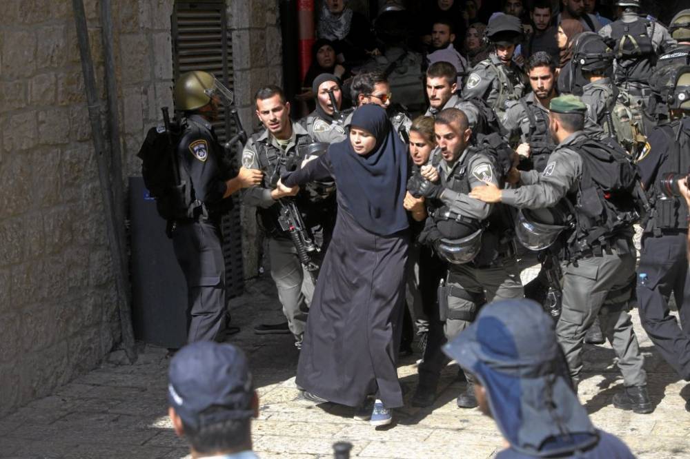 Мусульмане на праздник в Израиле &nbsp;получили резиновые пули и дубинки | Вести.UZ