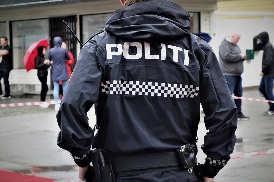 Полиция Осло квалифицирует стрельбу в мечети как теракт - Cursorinfo: главные новости Израиля