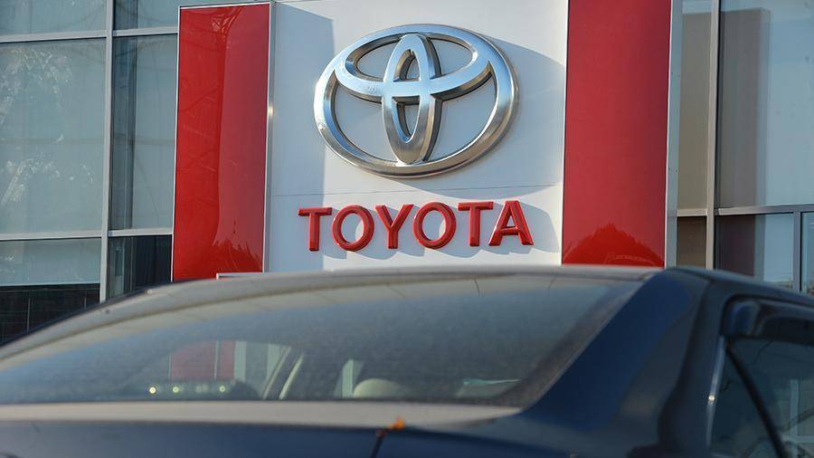 Разработка Toyota позволит не путать газ с тормозом