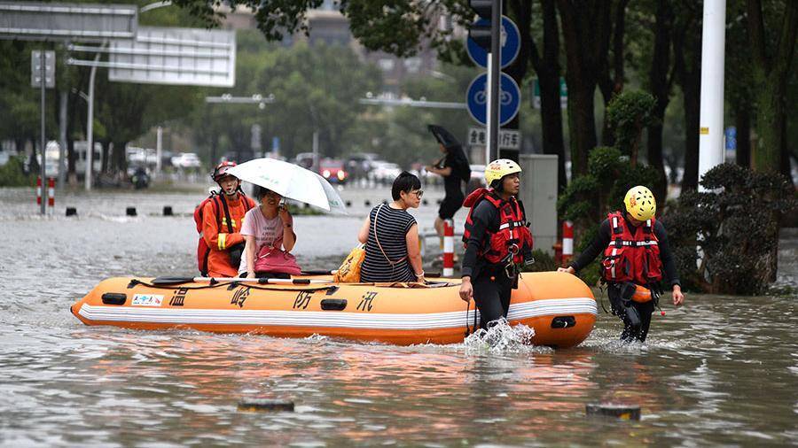 В Приморье объявили штормовое предупреждение из-за тайфуна «Лекима»