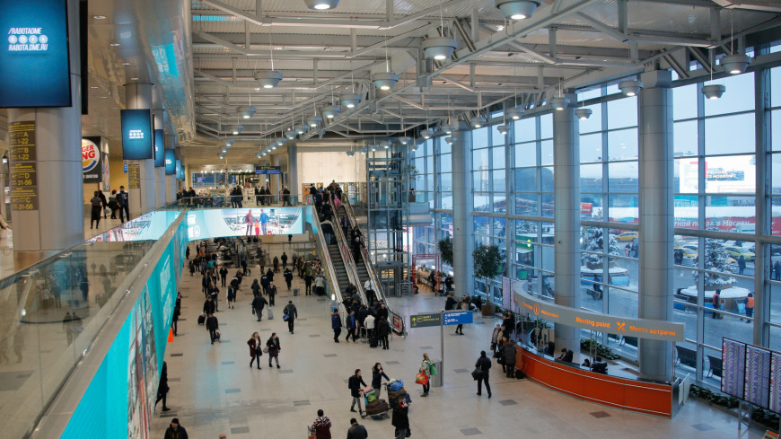 Из московских аэропортов не могут вовремя вылететь более 20 рейсов
