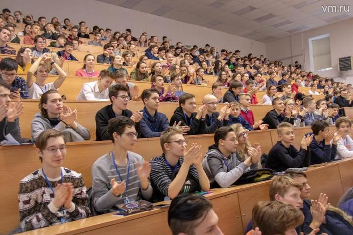 Первый в мире беспилотный катафалк создали российские студенты