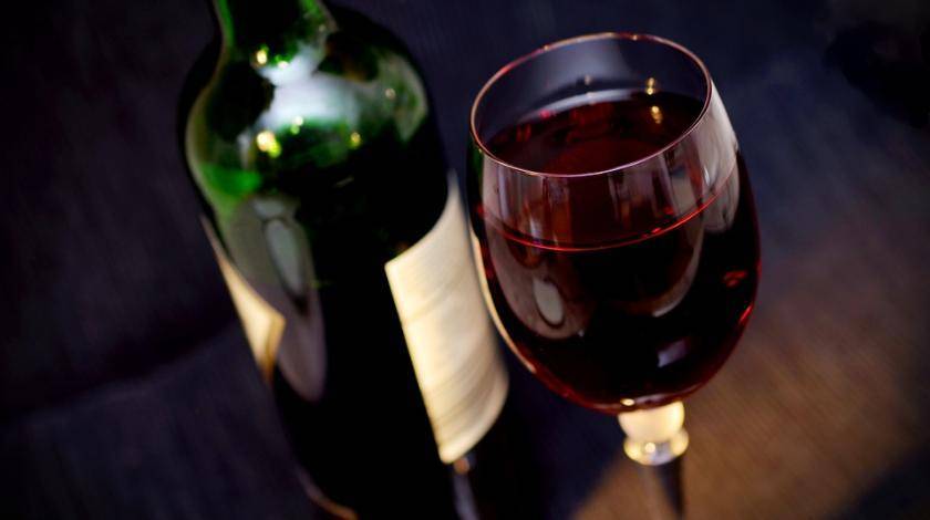 Вред или польза: как вино влияет на здоровье - utro.ru