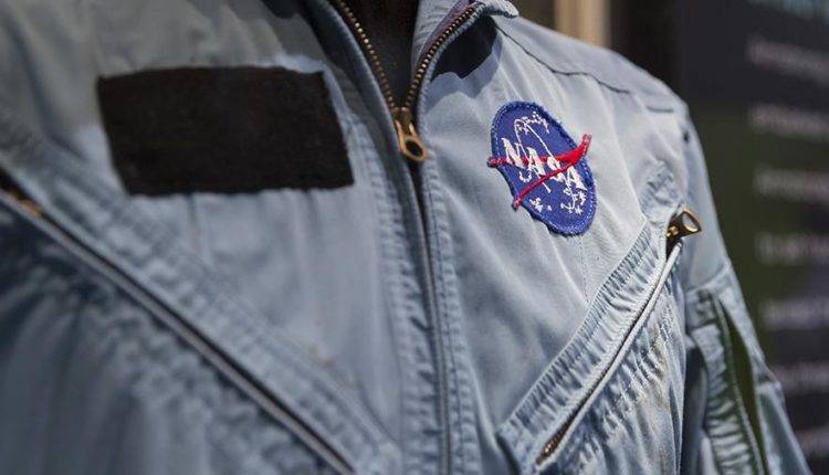 Стали известны зарплаты астронавтов NASA