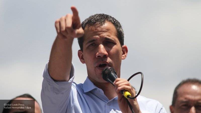 Гуаидо предупредил сторонников о роспуске парламента Венесуэлы