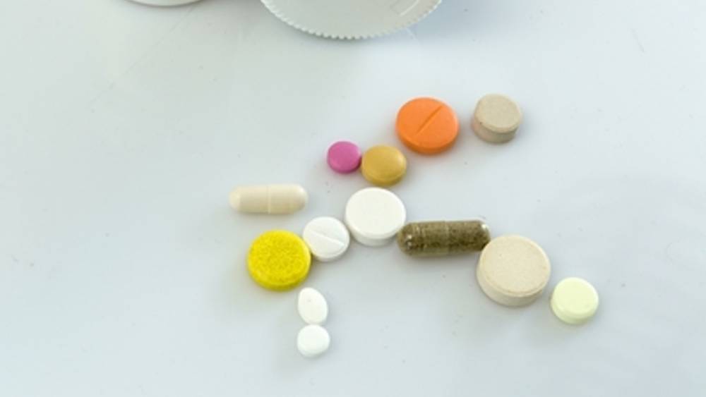 В Госдуме нашли способ обязать аптеки продавать дешевые лекарства