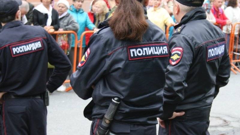 Свыше 30 подростков задержали на незаконном шествии в Москве 10 августа