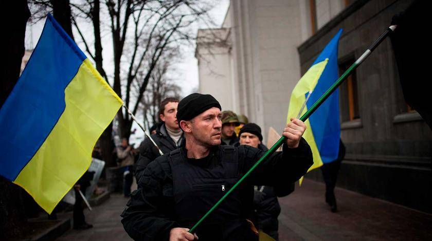 Отдавшие Крым Москве немцы вызвали приступ гнева в Киеве