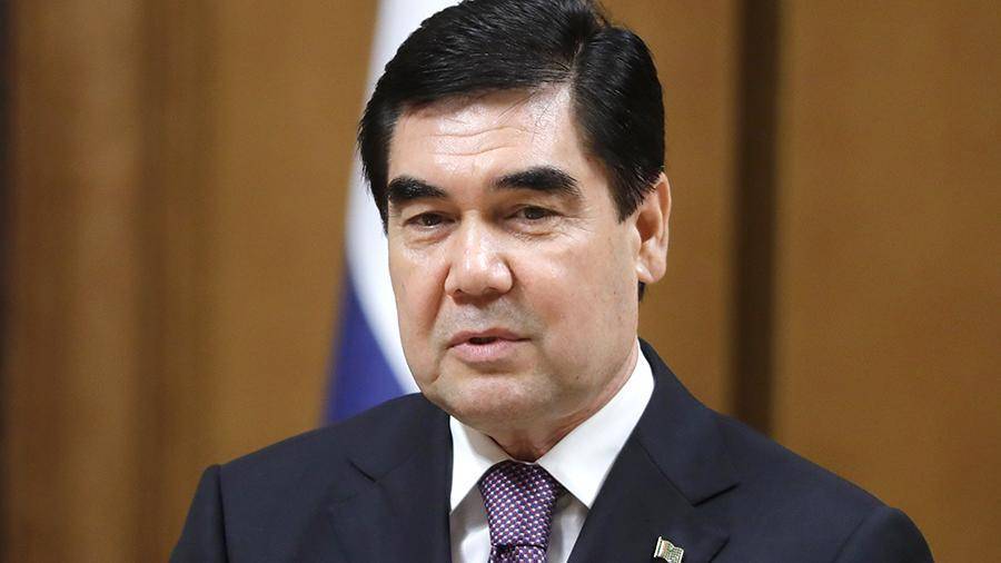 Президент Туркмении заявил о планах купить всю линейку машин Aurus