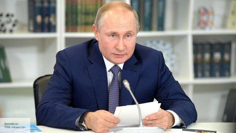 Путин дал оценку работе главы Республики Крым