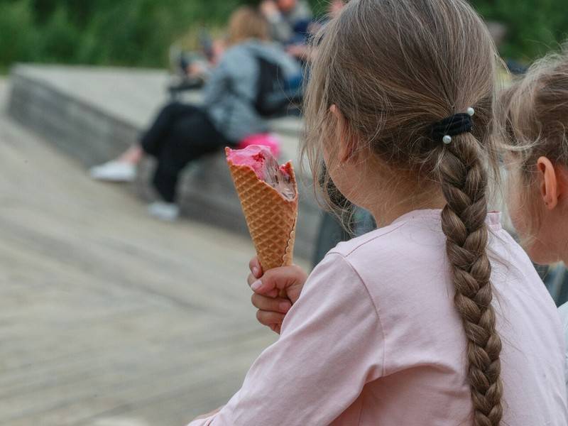 Роспотребнадзор: дети в России едят слишком много сладкого