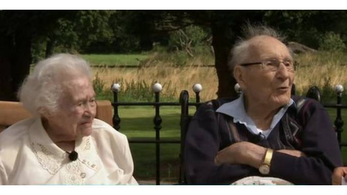 Пара из Великобритании отпраздновала 80-летнюю годовщину свадьбы