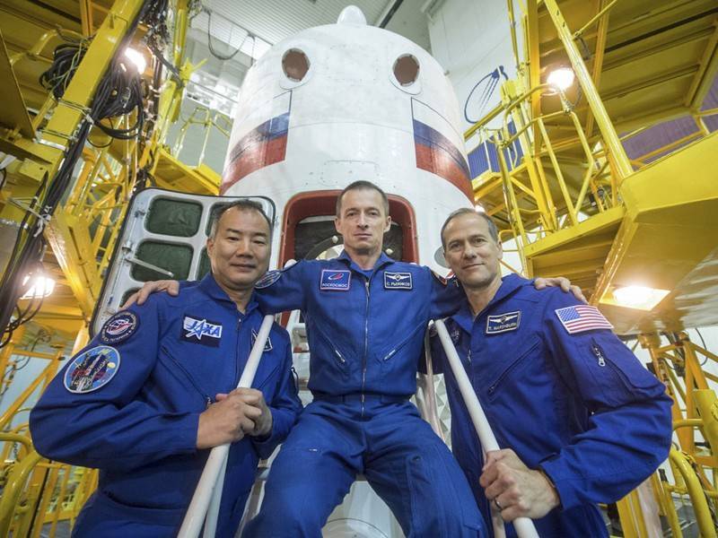 Бывший астронавт раскрыл размер зарплат в NASA