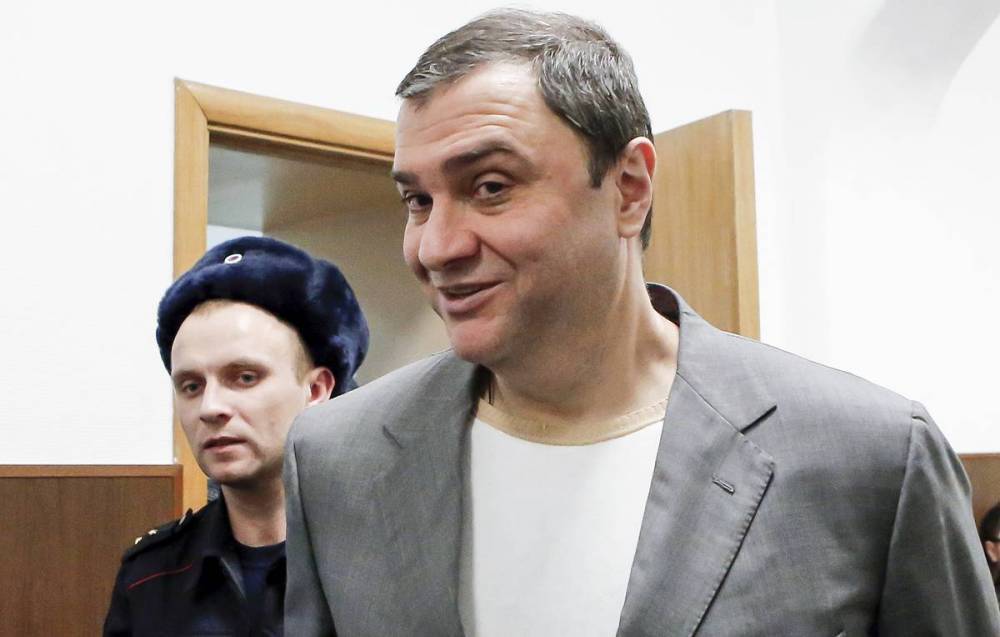 Мосгорсуд перевел под домашний арест бывшего замминистра культуры Пирумова