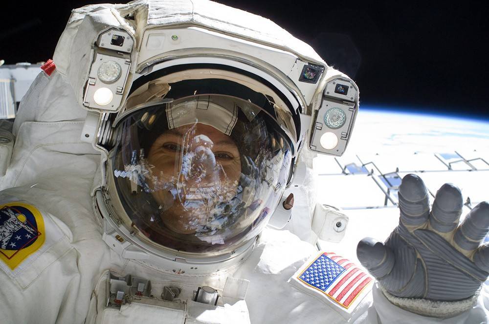 Известный астронавт пожаловался на жалкие командировочные при работе в космосе