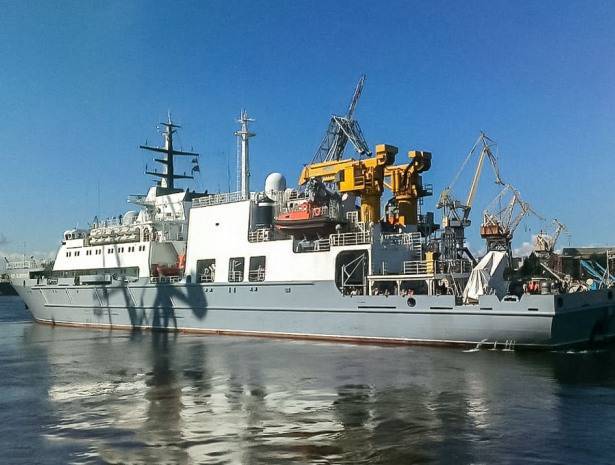 ВМФ РФ получит спасателей подлодок на несколько лет позже