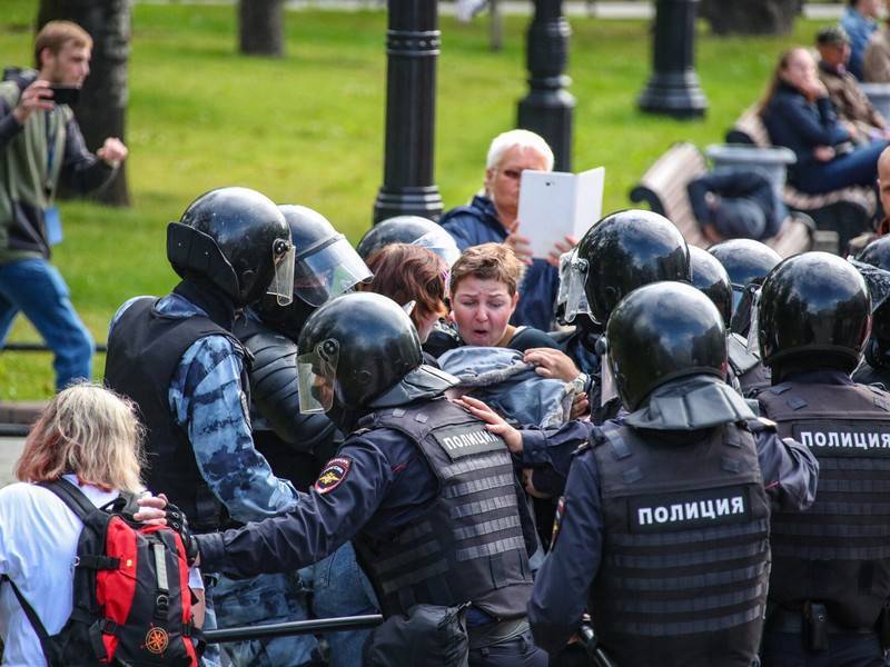Оппозиционеры намерены провести новую акцию протеста в Москве