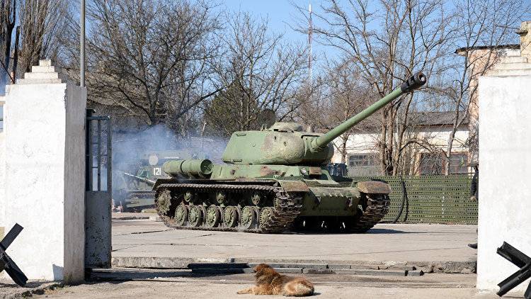В Крыму со дна моря подняли несколько танков времен ВОВ