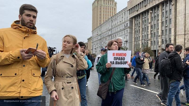 Бредихин назвал организаторов митингов в Москве "горсткой подстрекателей"