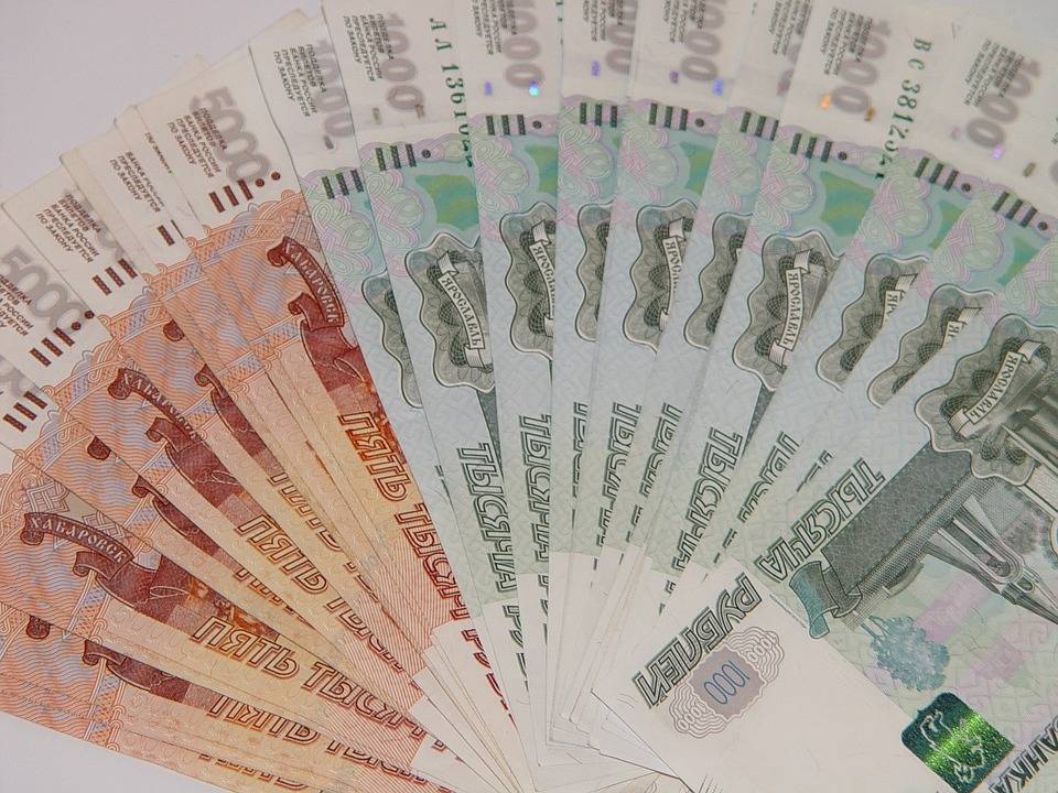 Эксперты подсчитали среднюю зарплату административного директора в Рязани – РИА «7 новостей»