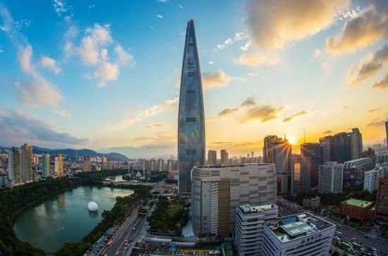 Сеул решил исключить Токио из списка доверенных торговых партнеров