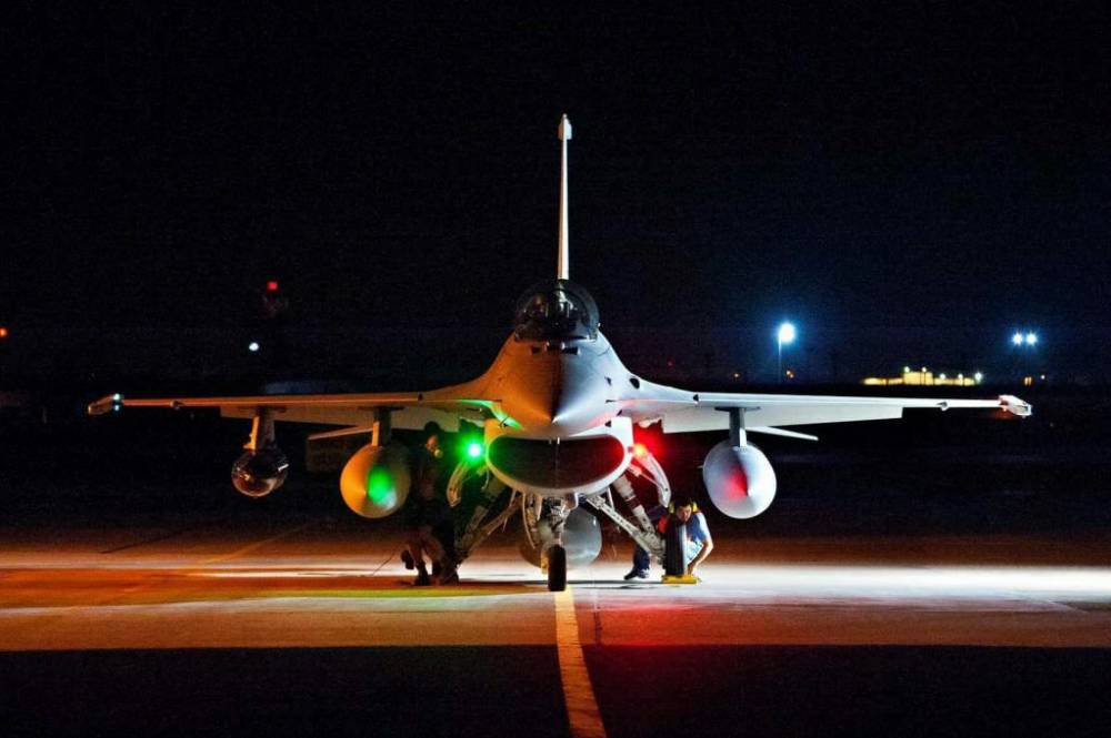 США получили от Болгарии деньги за все 8 истребителей F-16