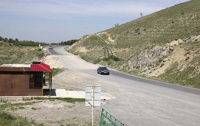 В армянском селе после ссоры 71-летний мужчина на машине сбил односельчанина
