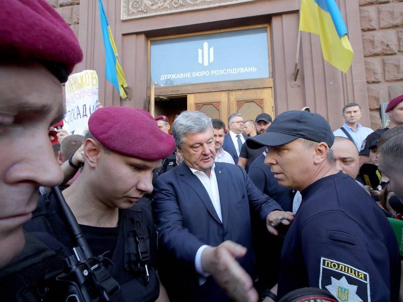Глава ГБР опроверг слова Порошенко в рейдерском захвате телеканала
