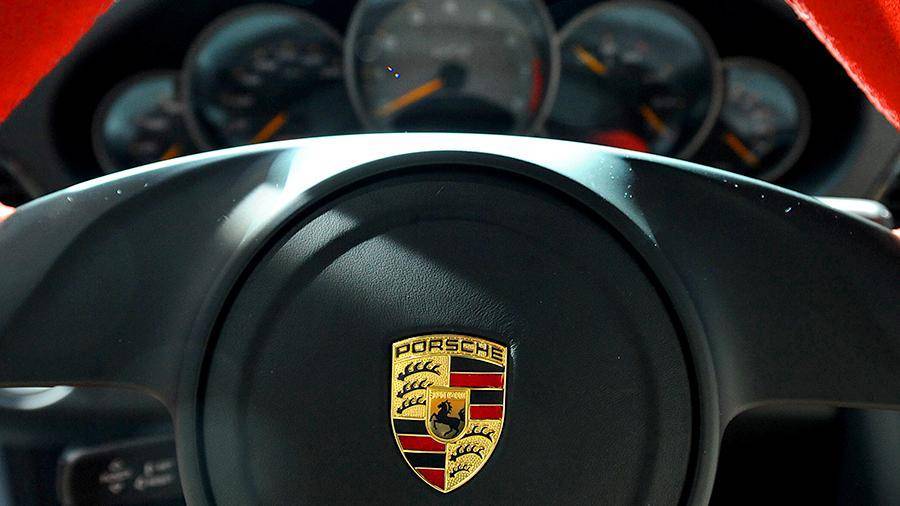 Porsche представит первый в своей истории электромобиль в сентябре