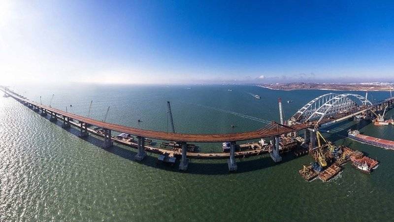 Трафик Крымского моста побил прошлый рекорд