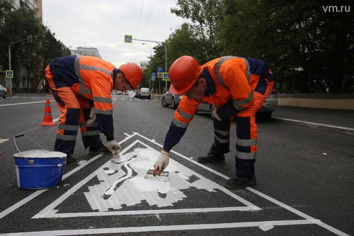 Дожди вносят коррективы в обслуживание дорог Москвы