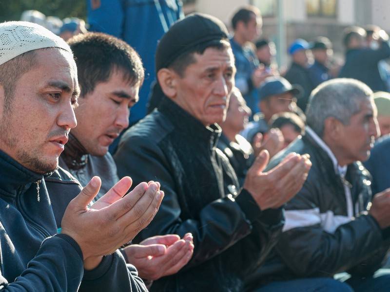 Жителям туркменского города запретили резать баранов