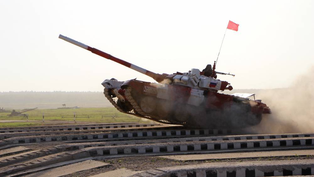 В России создали боевого робота на базе танка Т-72Б3