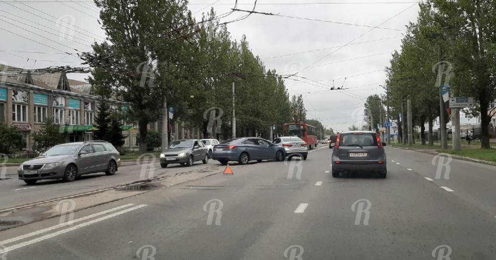 Неудачное ДТП на рельсах лишило улицу Шевченко трамваев