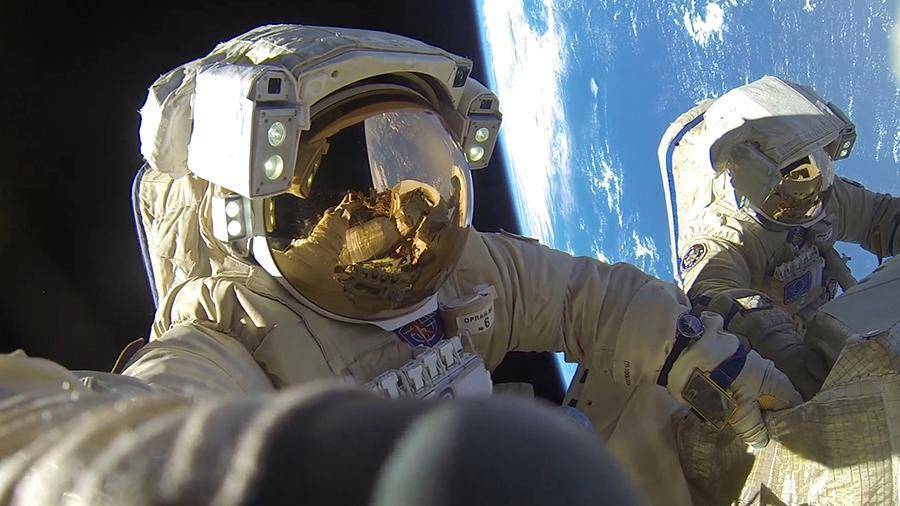 Космонавт рассказал о предполагаемых нововведениях в скафандре для Луны